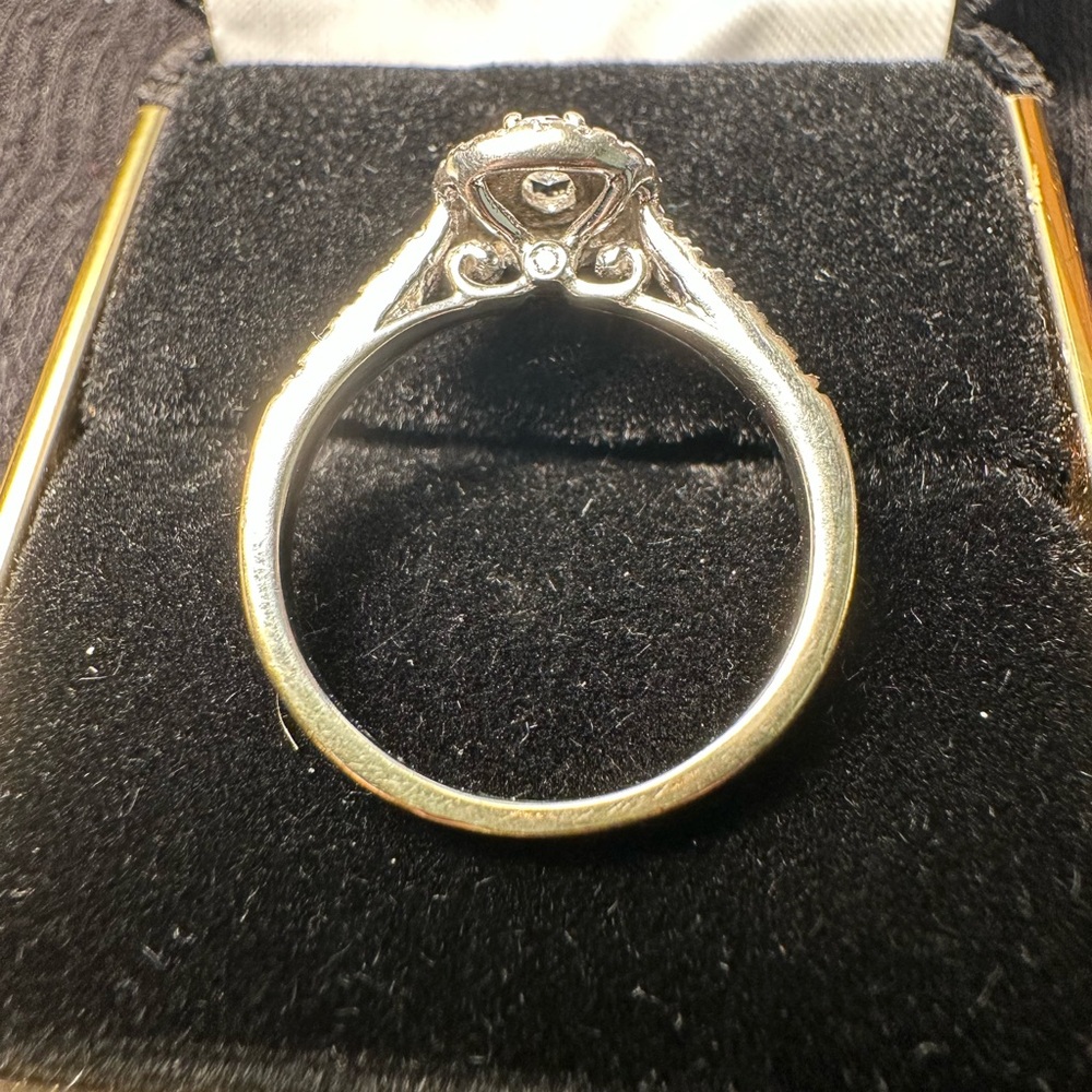 1/2 Ct TW Oval/ Round Diamond Engagement Ring - Picture 5 of 13